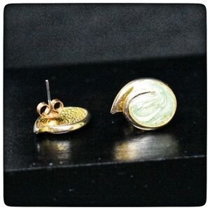 Vintage Gold and Green Swirl Earrings